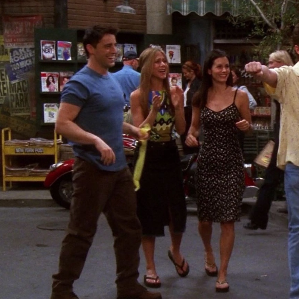 Extremely Rare Alt. Graphic Geometric Tank ASO Rachel Green on Friends - Picture 9 of 11